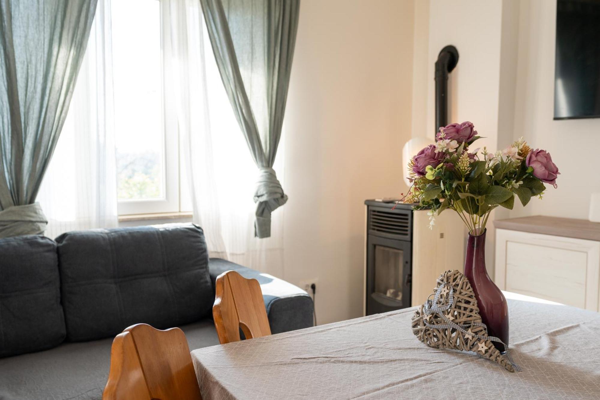 Two-Bedroom Apartment Rea In Rovinj Bagian luar foto