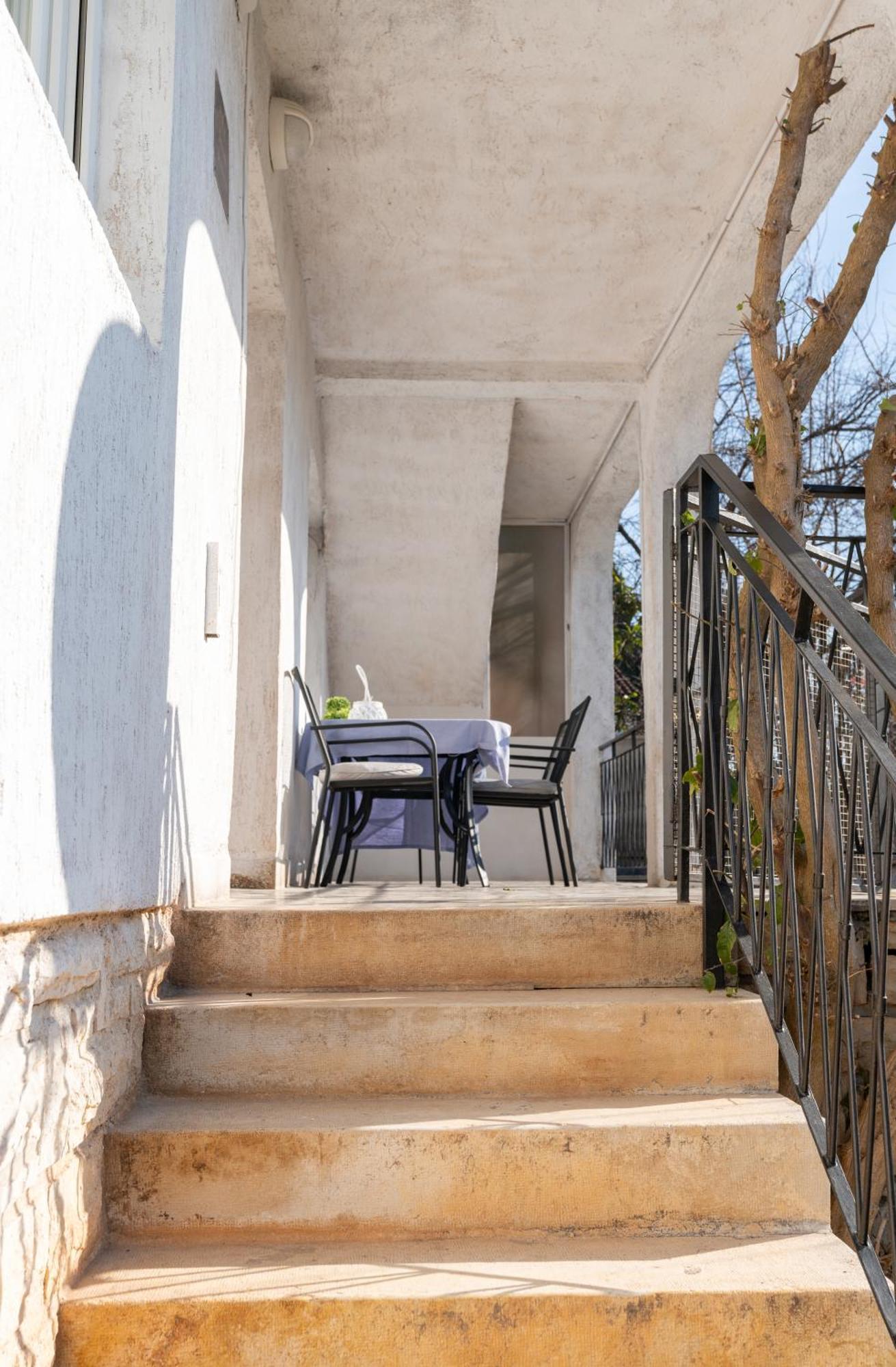 Two-Bedroom Apartment Rea In Rovinj Bagian luar foto